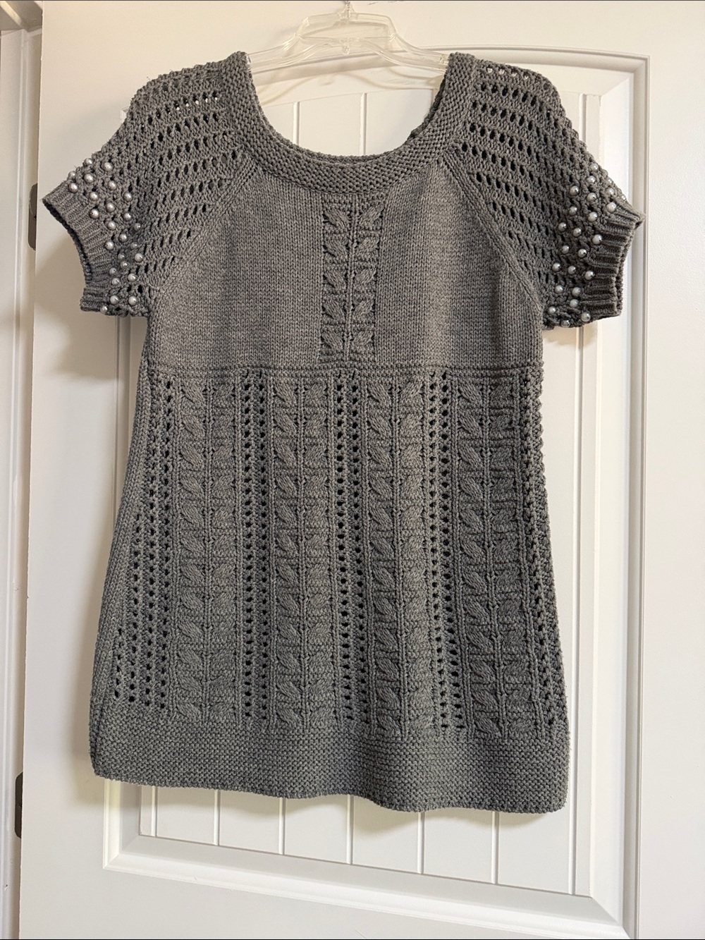 GNW Gray Short-Sleeve Knit Sweater with Pearl Accents